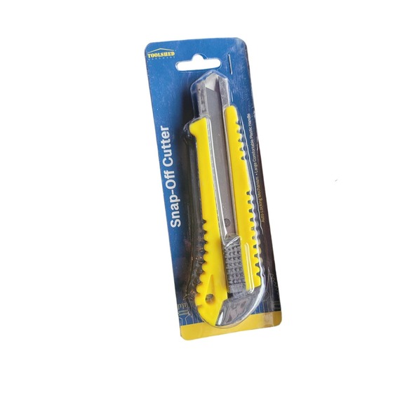 Box of Generic Tools, Screwdrivers, Tape Measurers, Cutters, Pliers, Lot Bundle - Picture 9 of 14